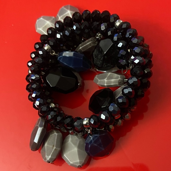 SASSY JONES Malia Black and Gray Beaded Wraparound Bracelet/Stack - Picture 3 of 4